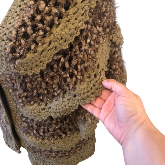 Olive Green Crochet Ruffle Wrap S/M - Picture 7 of 8